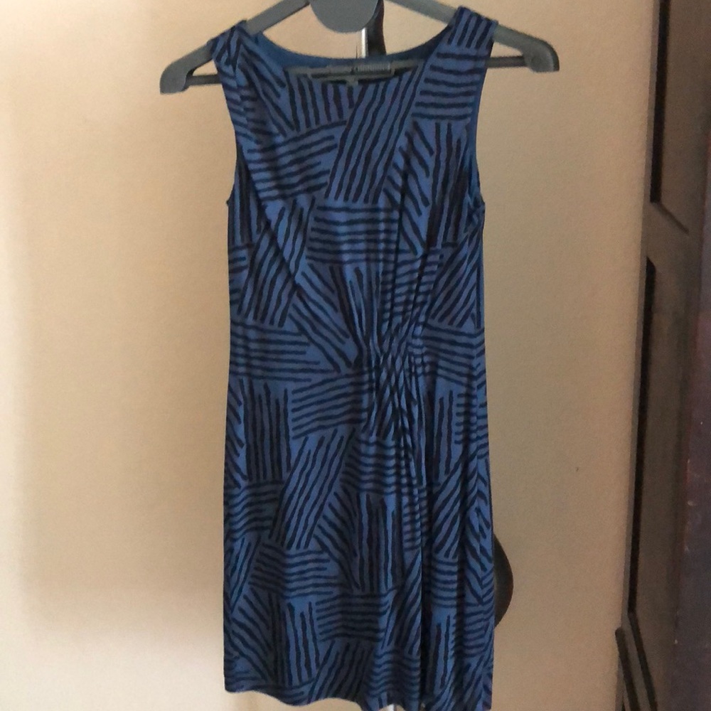 Loft XS sleeveless dress